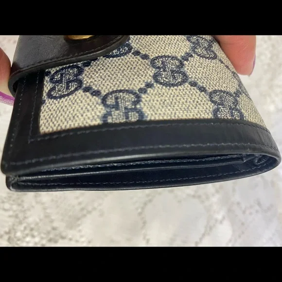 ✅SOLD✅AUTHENTIC VINTAGE GUCCI MINI COMPACT WALLET LEATHER - Picture 8 of 16